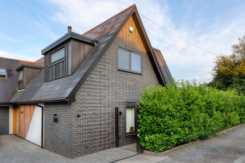 drake close warley essex extension cladding zinc brickwork